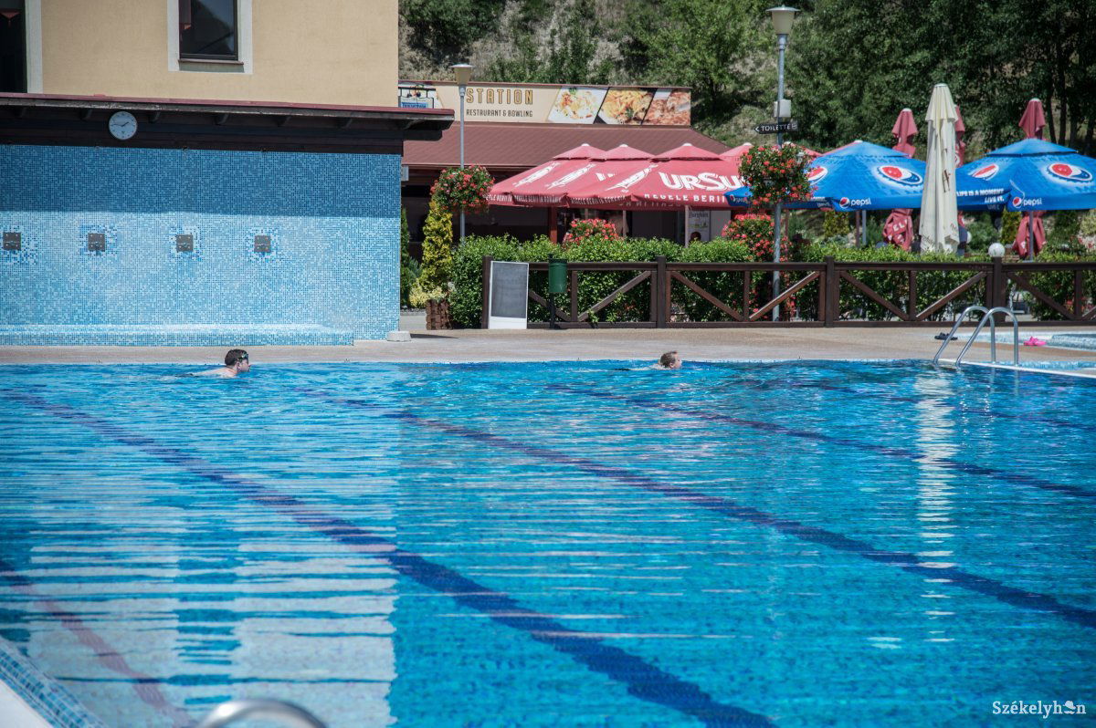 Székelyudvarhelyen egyelőre csak a Septimia strandja látogatható &bullet;  Fotó: Barabás Ákos