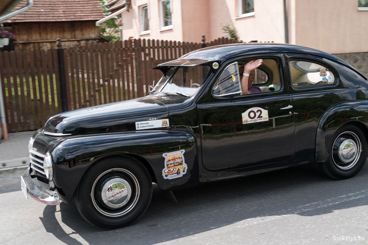 legöregebb induló egy 1947-es Volvo Svédországból &bullet;  Fotó: Veres Nándor