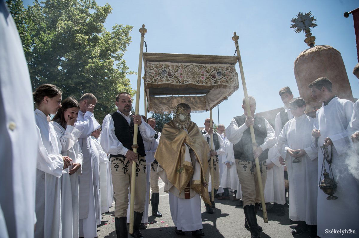 &bullet;  Fotó: Barabás Ákos