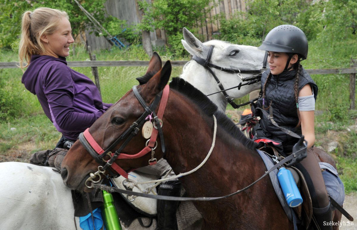 &bullet;  Fotó: Beliczay László