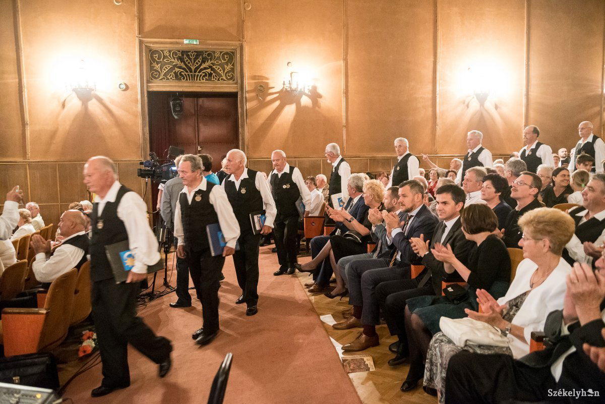 &bullet;  Fotó: Veres Nándor