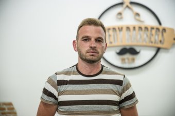 Bevállalós focista: divatos lett és borostás