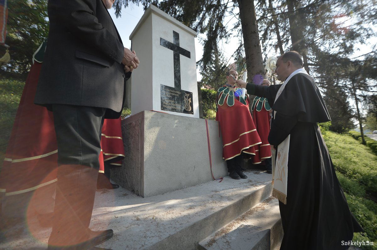 &bullet;  Fotó: Barabás Ákos