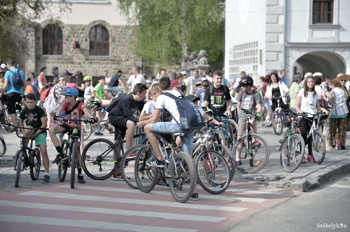 &bullet;  Fotó: Barabás Ákos