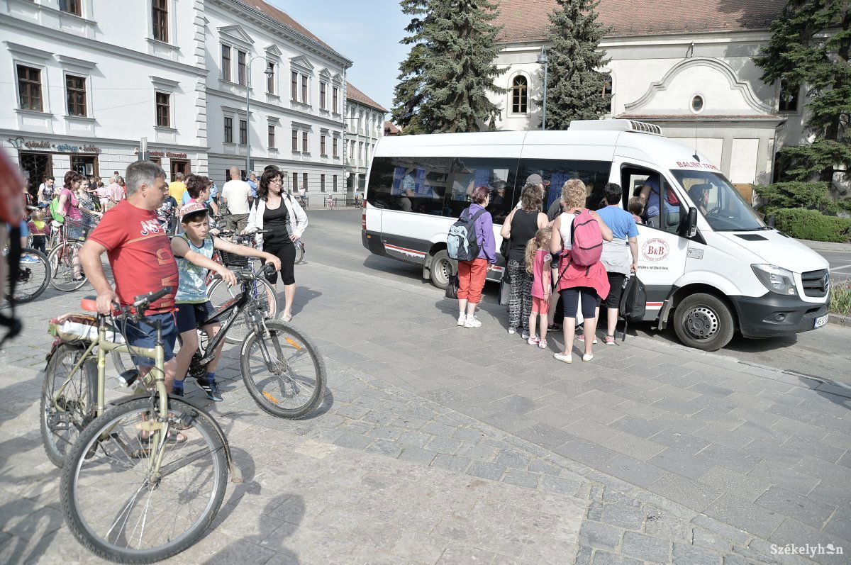 &bullet;  Fotó: Barabás Ákos