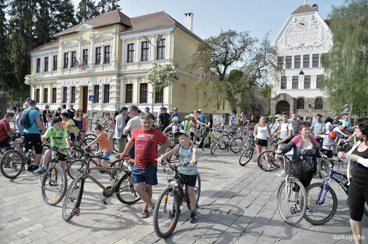 &bullet;  Fotó: Barabás Ákos