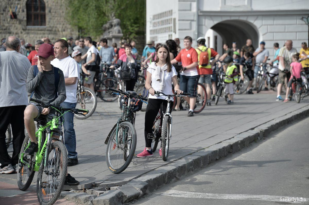 &bullet;  Fotó: Barabás Ákos