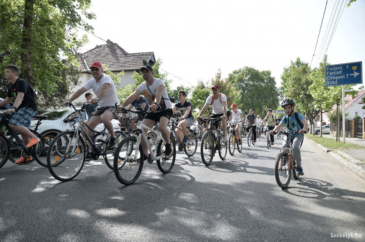 &bullet;  Fotó: Barabás Ákos