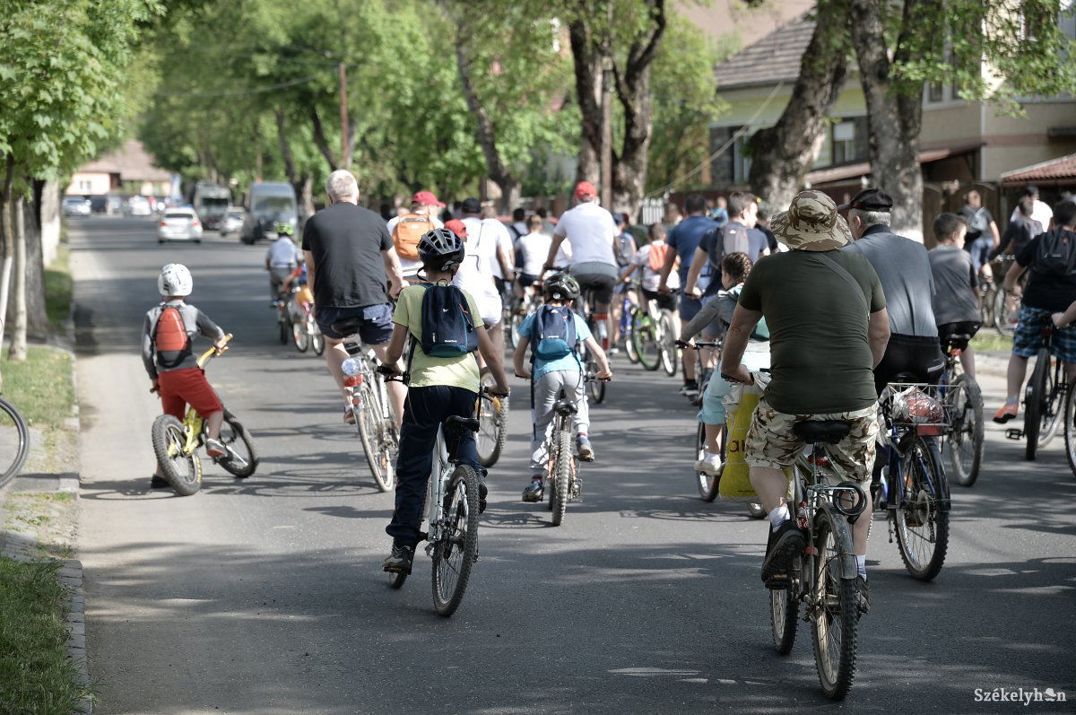 &bullet;  Fotó: Barabás Ákos