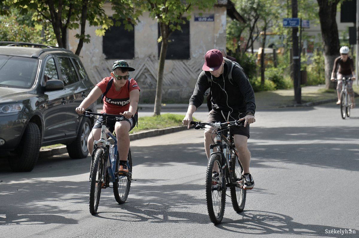 &bullet;  Fotó: Barabás Ákos