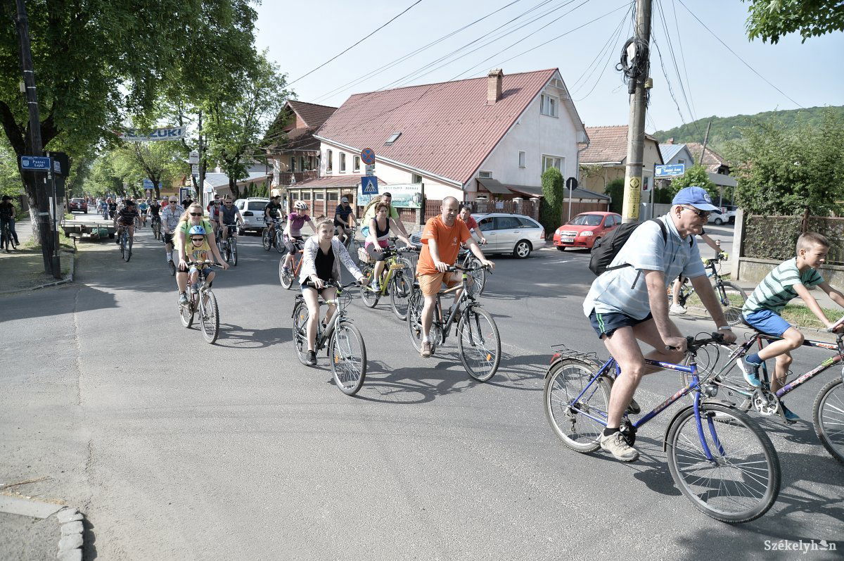 &bullet;  Fotó: Barabás Ákos