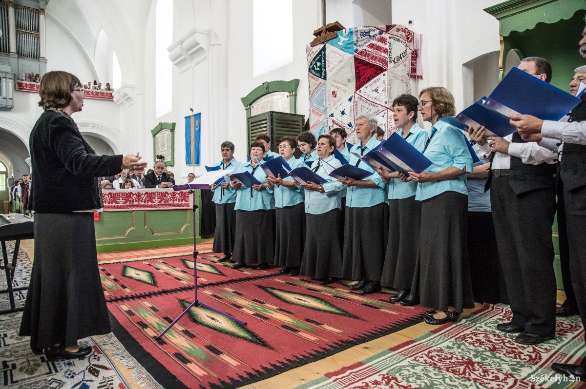 &bullet;  Fotó: Barabás Ákos