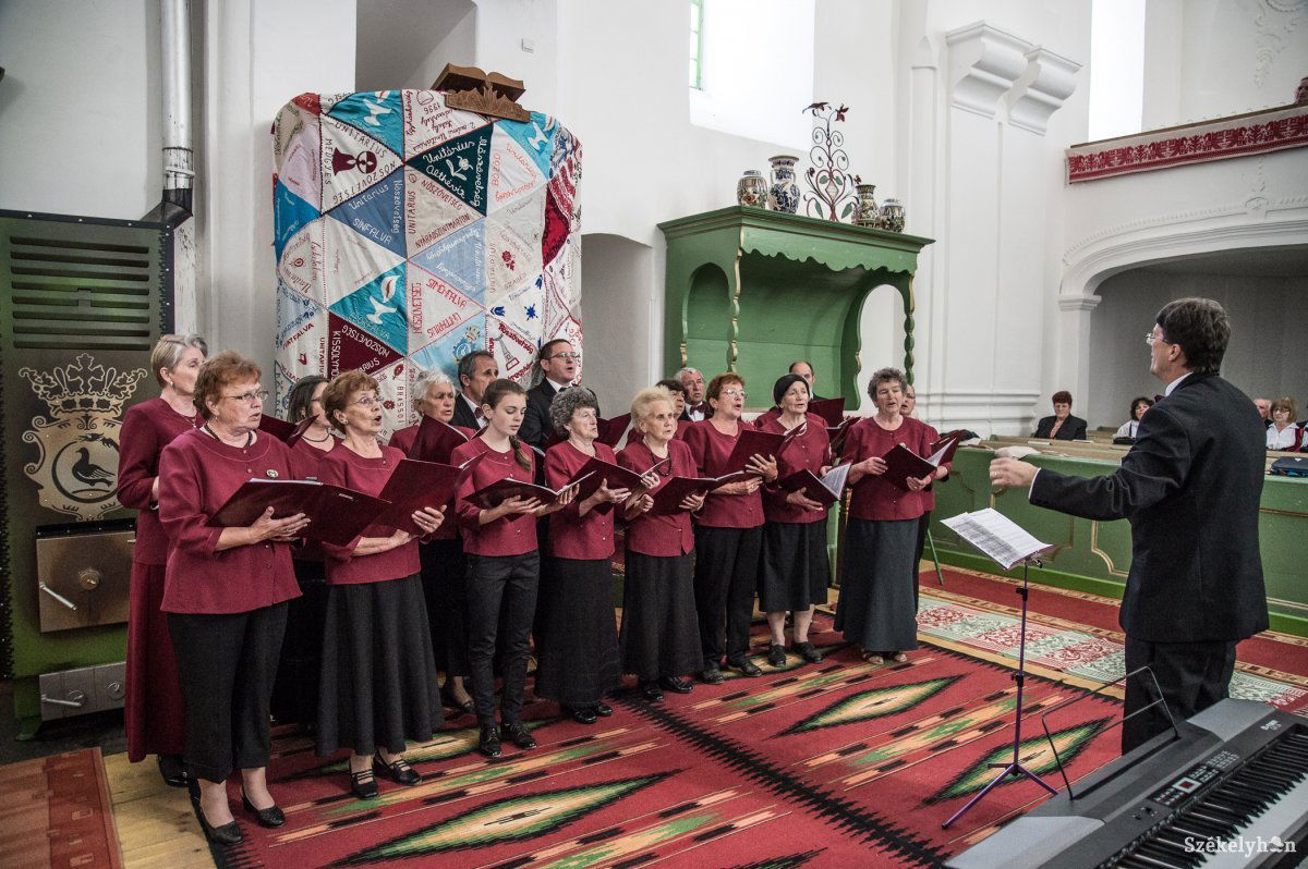 &bullet;  Fotó: Barabás Ákos