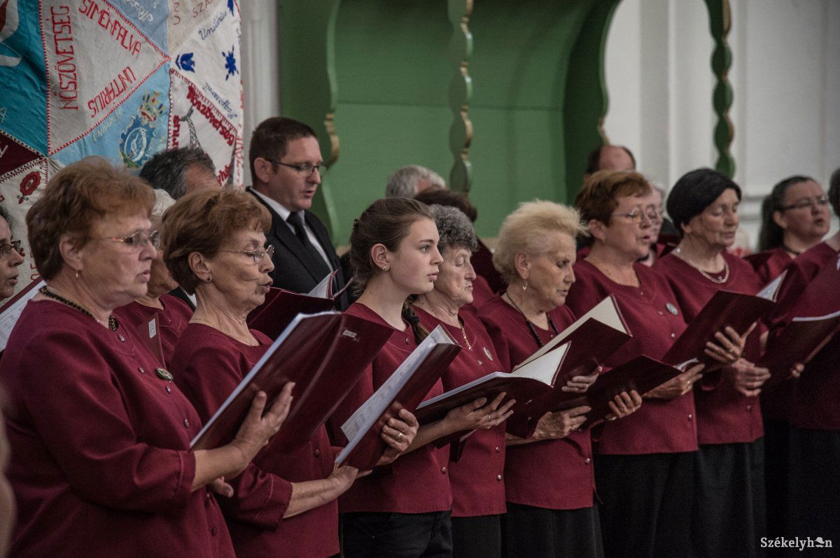 &bullet;  Fotó: Barabás Ákos