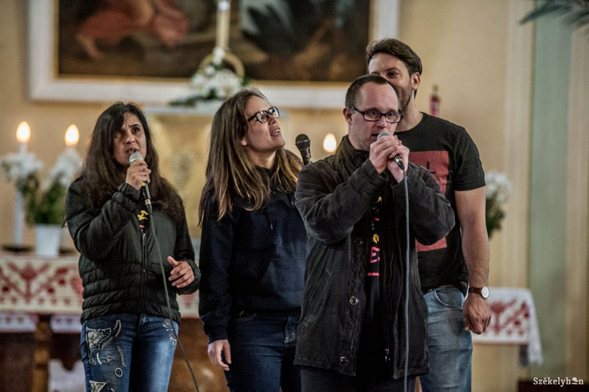 •  Fotó: Barabás Ákos