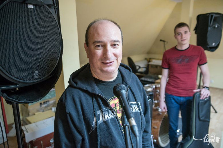 Orosz-Pál Levente (balra) és ifj. Bíró Levente (jobbra) szerint a zene elmossa a generációs különbséget •  Fotó: Veres Nándor