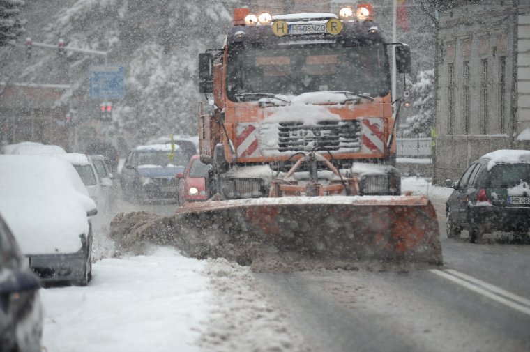 Hóviharokra és erős szélre számíthatunk