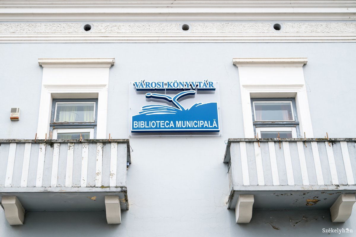 Az MPP-frakció Nyirő József nevét látná szívesen a homlokzaton •  Fotó: Veres Nándor