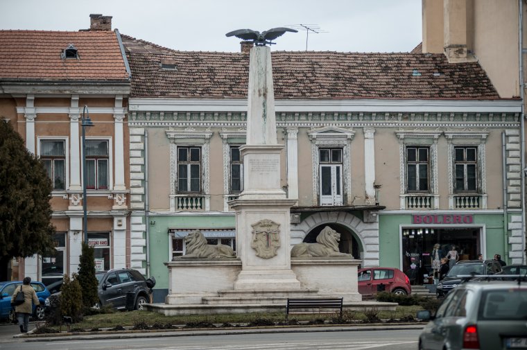 Az udvarhelyi városháza peres ügyeiről