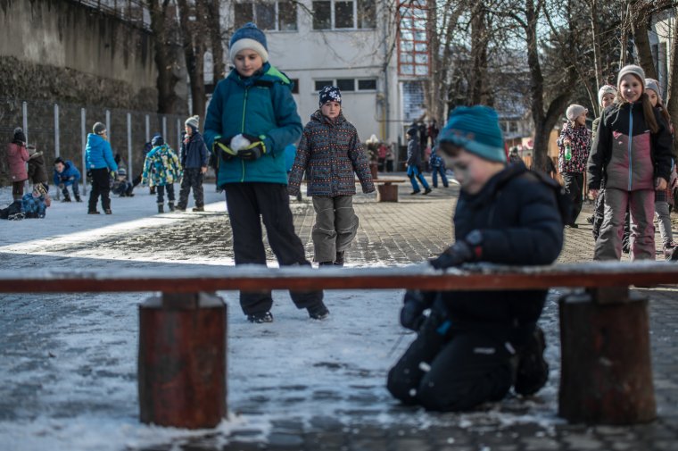 Iskola vagy óvoda? Szülői dilemmák a hatodik életév körül
