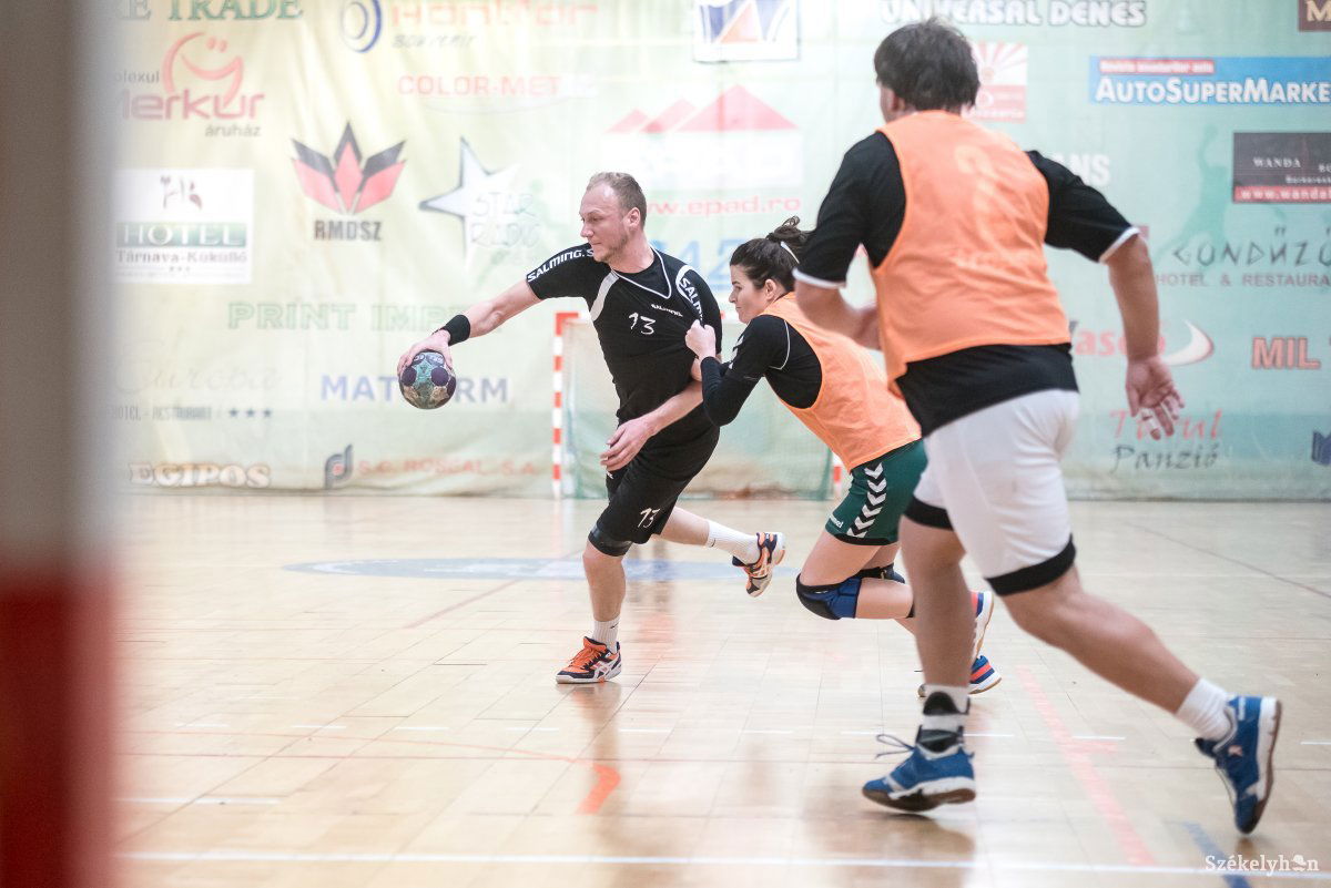 &bullet;  Fotó: Veres Nándor