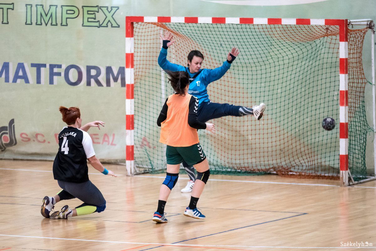 &bullet;  Fotó: Veres Nándor