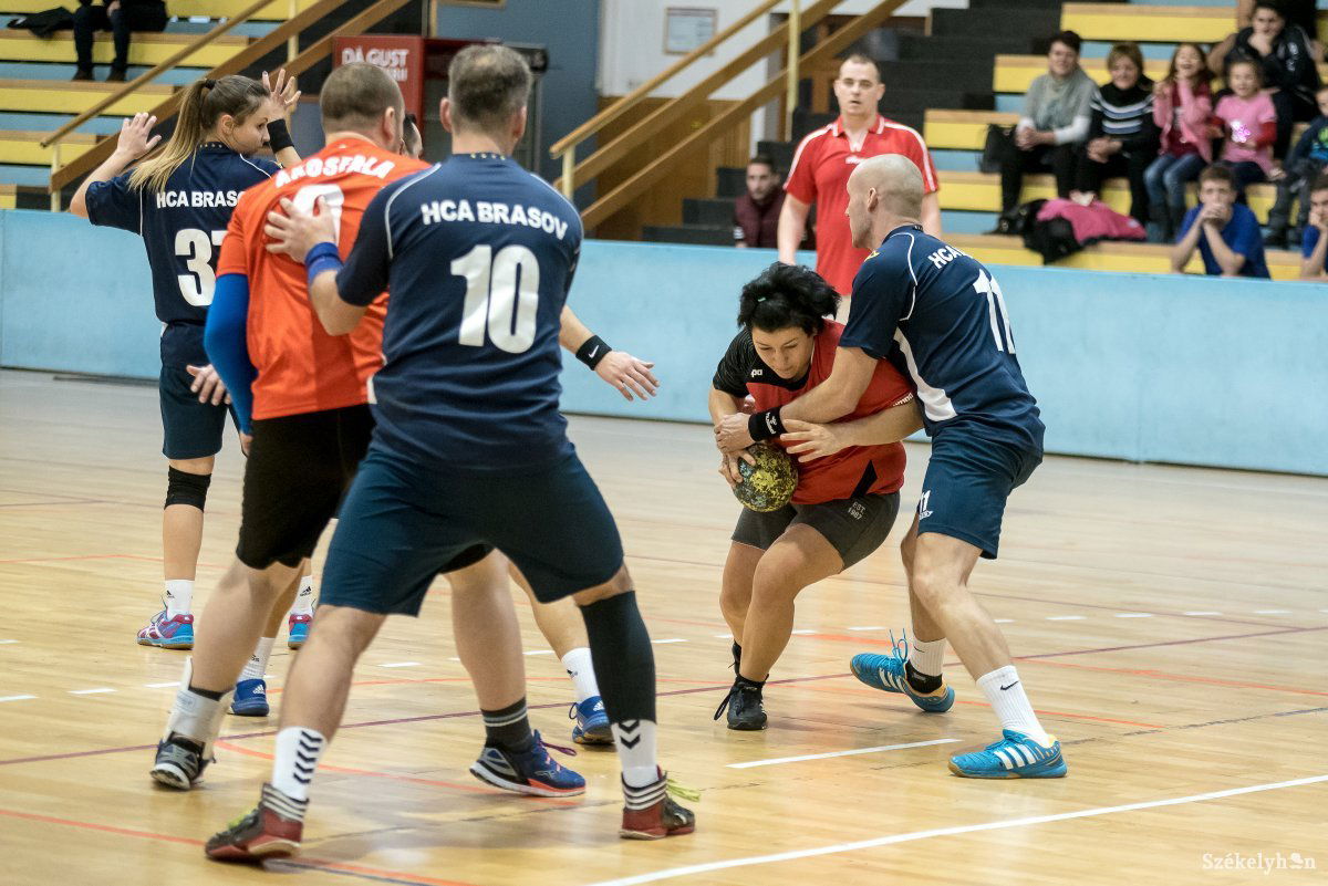 &bullet;  Fotó: Veres Nándor