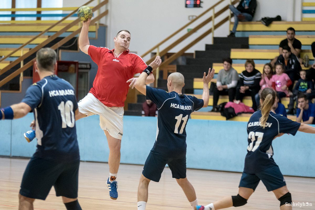 &bullet;  Fotó: Veres Nándor