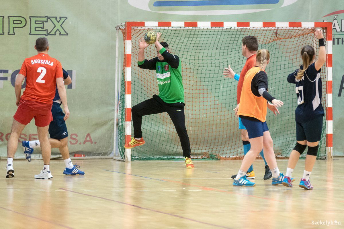 &bullet;  Fotó: Veres Nándor