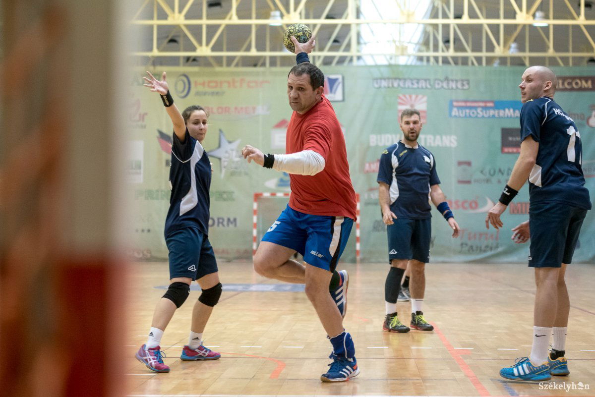 &bullet;  Fotó: Veres Nándor