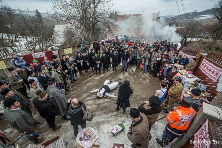 Farsang, az ördög időszaka •  Fotó: Barabás Ákos