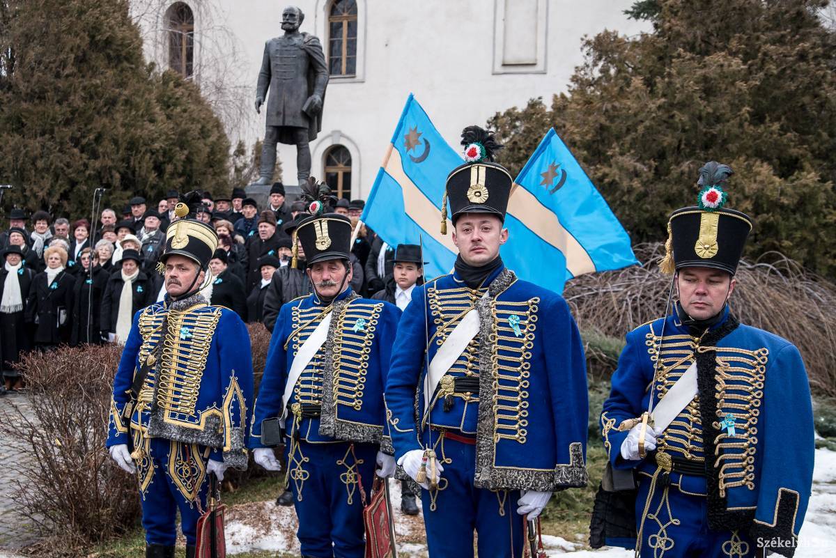 •  Fotó: Veres Nándor