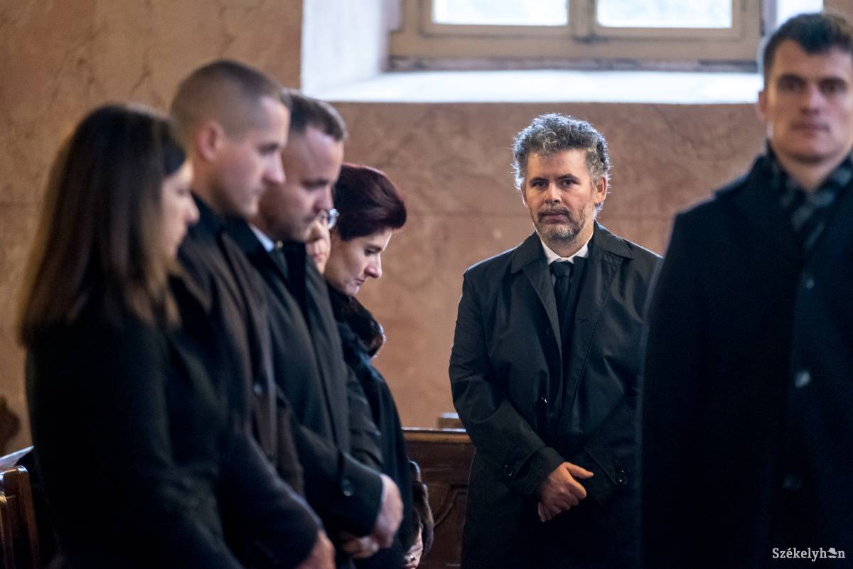 •  Fotó: Veres Nándor