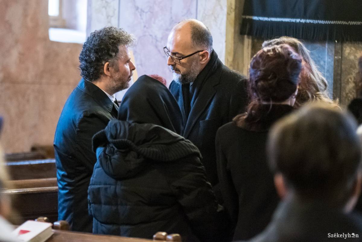 •  Fotó: Veres Nándor