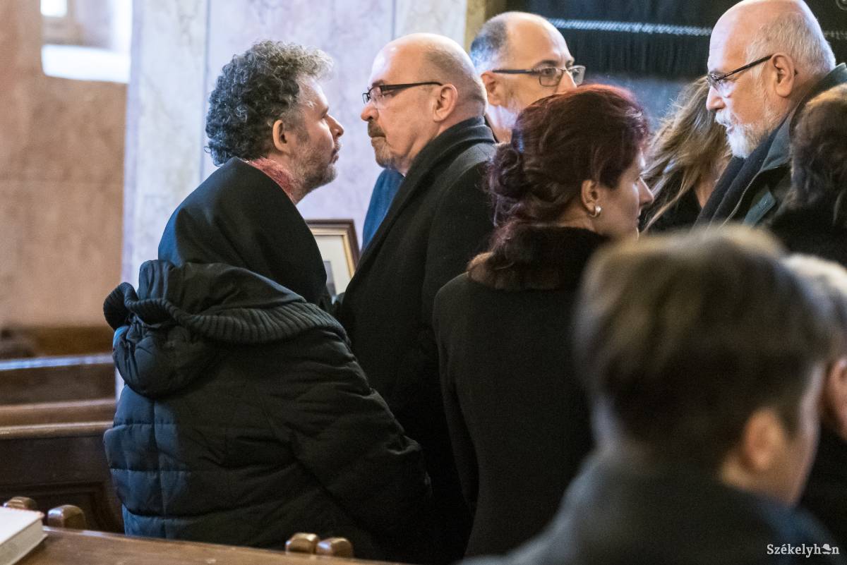 •  Fotó: Veres Nándor