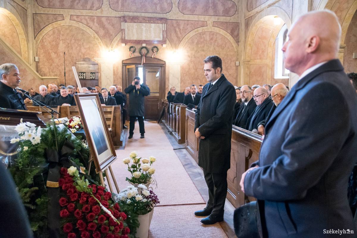 •  Fotó: Veres Nándor