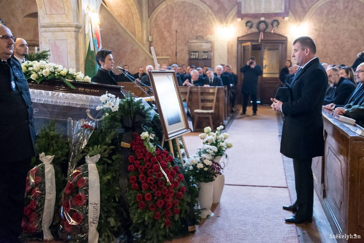 •  Fotó: Veres Nándor