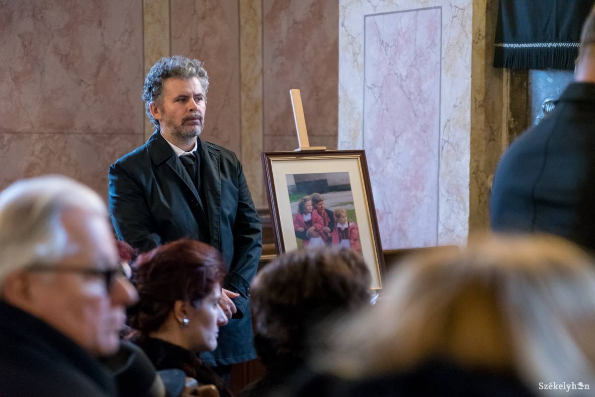 •  Fotó: Veres Nándor