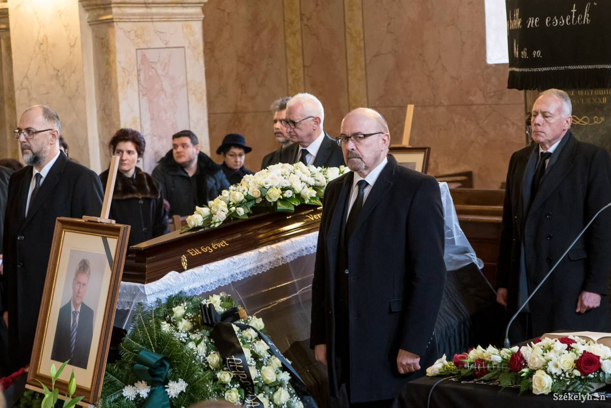 •  Fotó: Veres Nándor