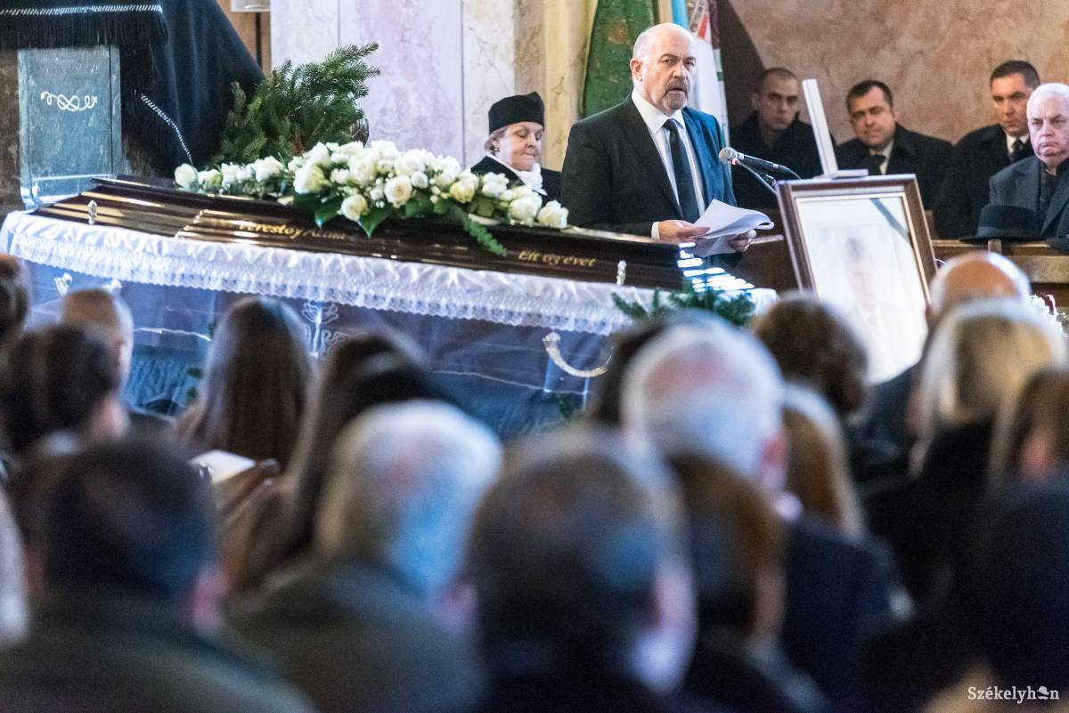 •  Fotó: Veres Nándor