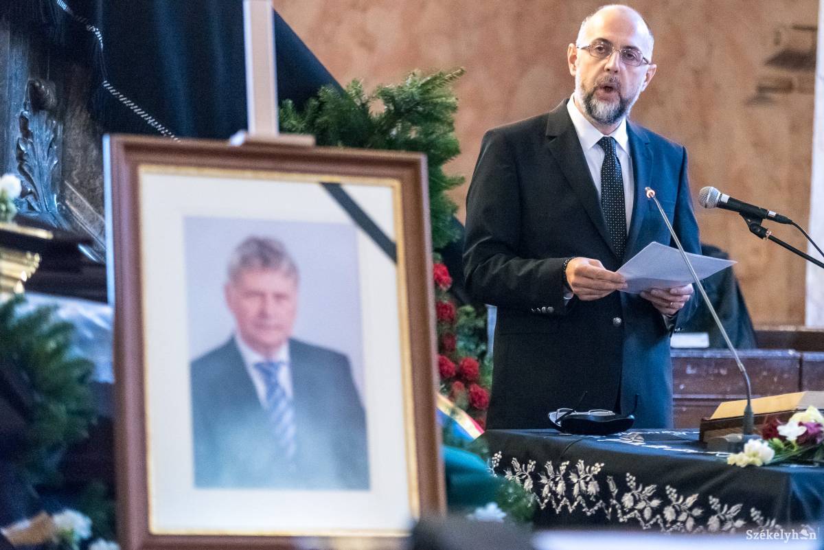 •  Fotó: Veres Nándor