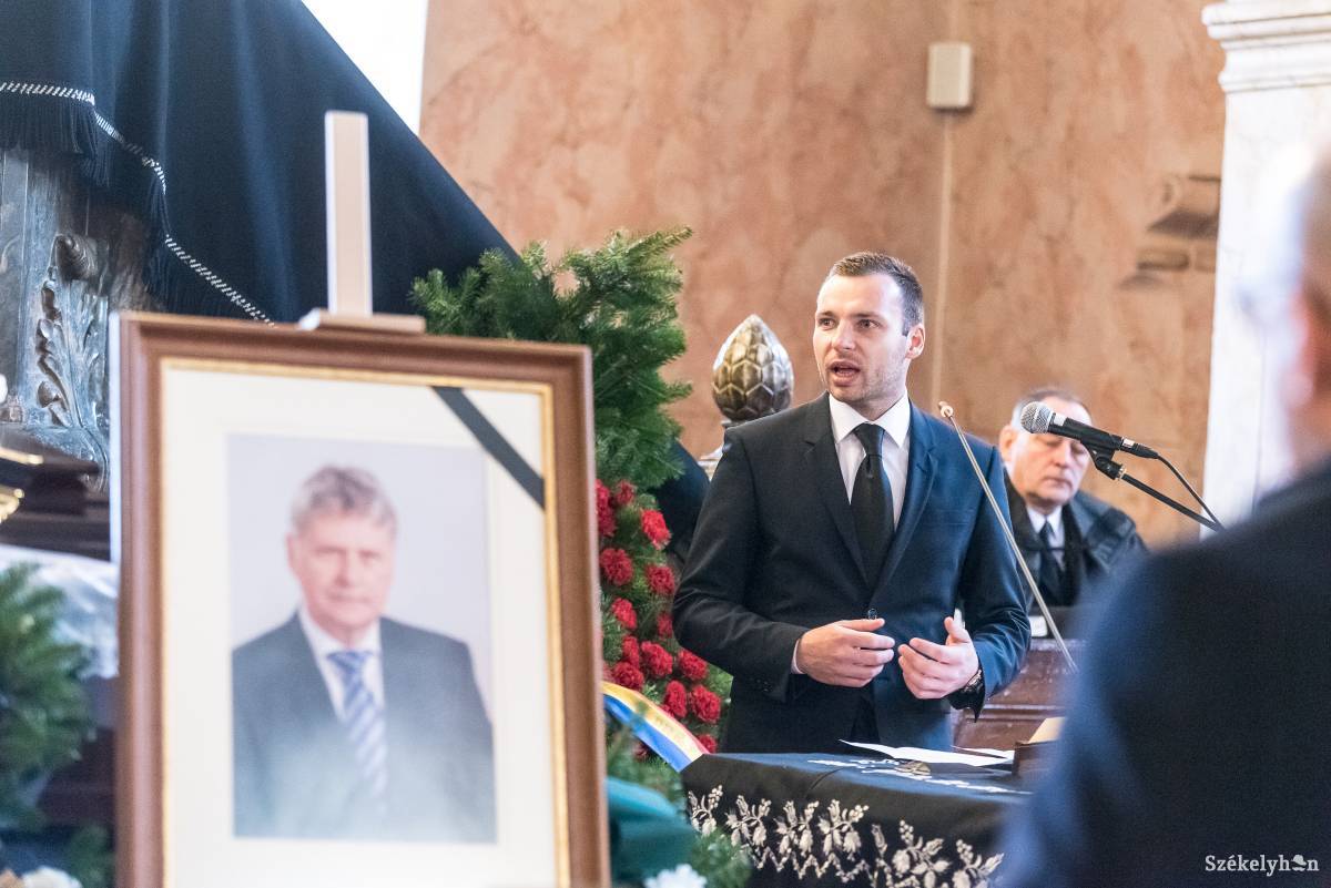 •  Fotó: Veres Nándor