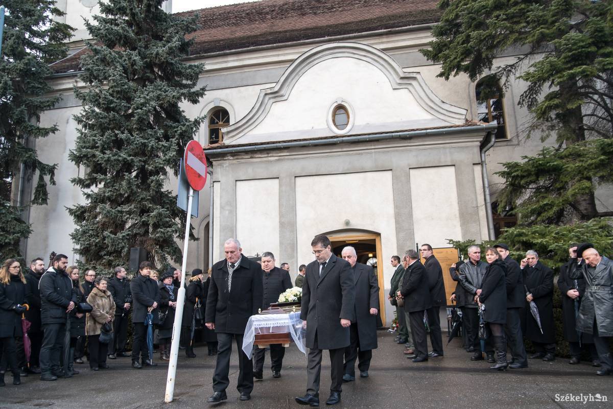 •  Fotó: Veres Nándor