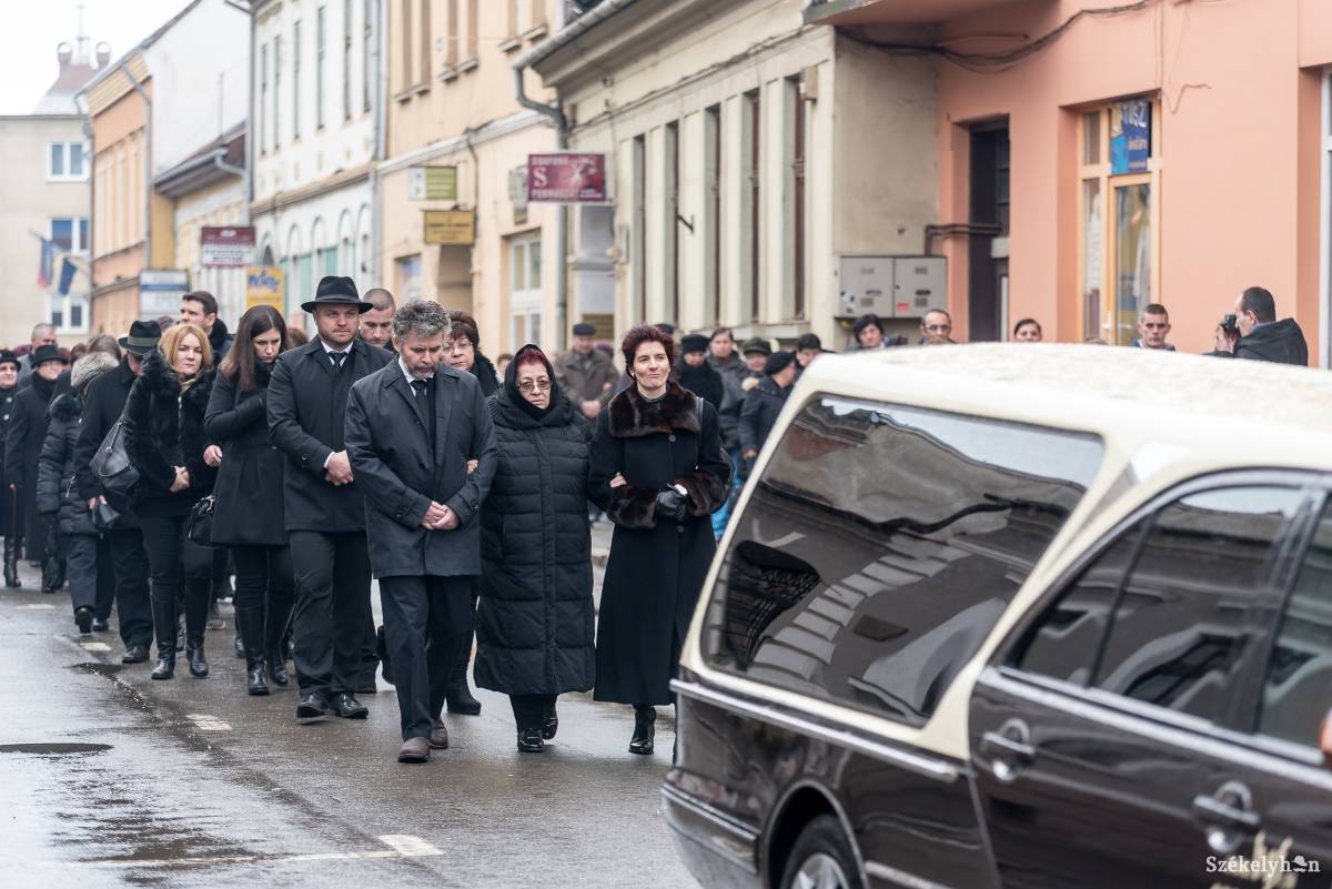 •  Fotó: Veres Nándor