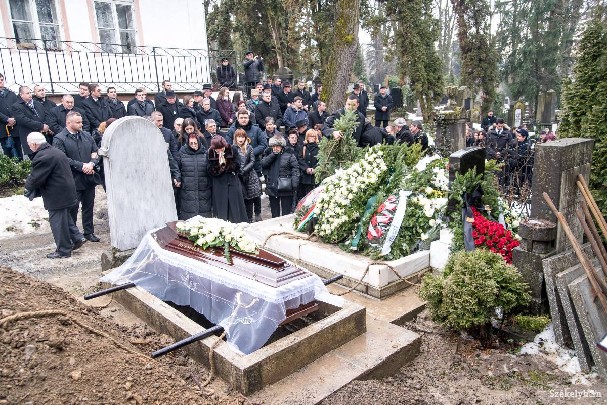 •  Fotó: Veres Nándor