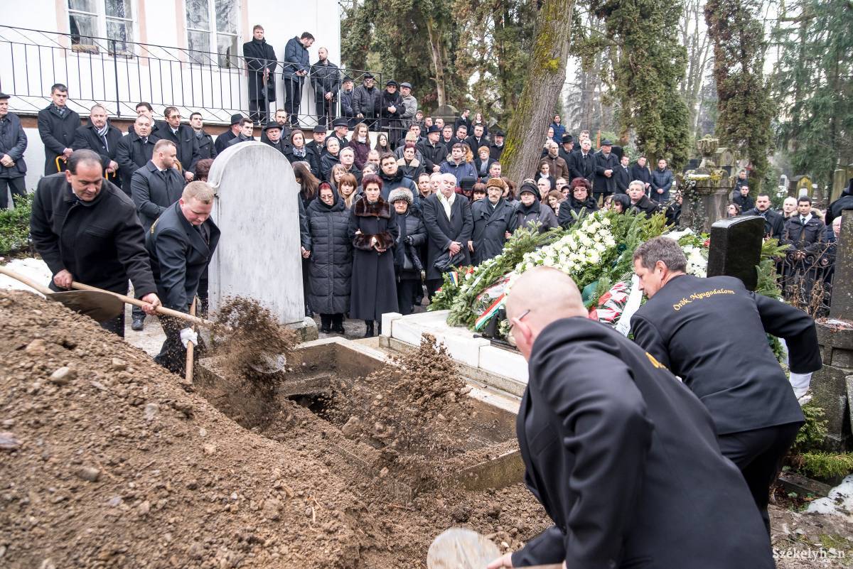 •  Fotó: Veres Nándor