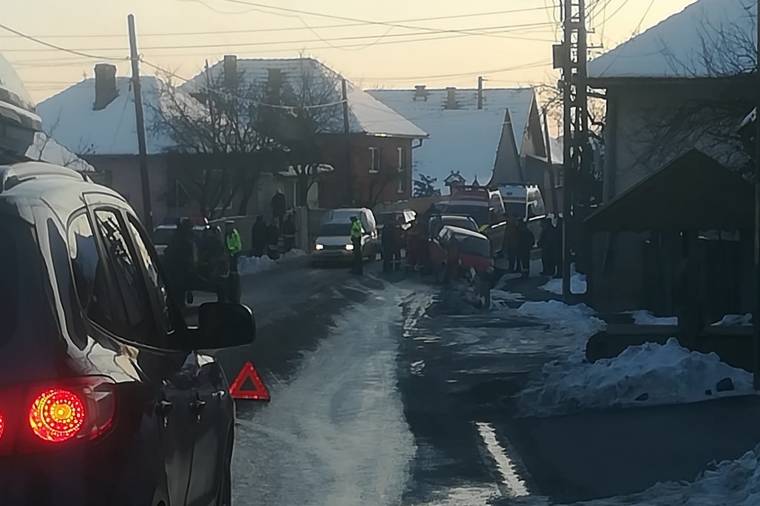 Körültekintés nélkül indult el, baleset lett belőle
