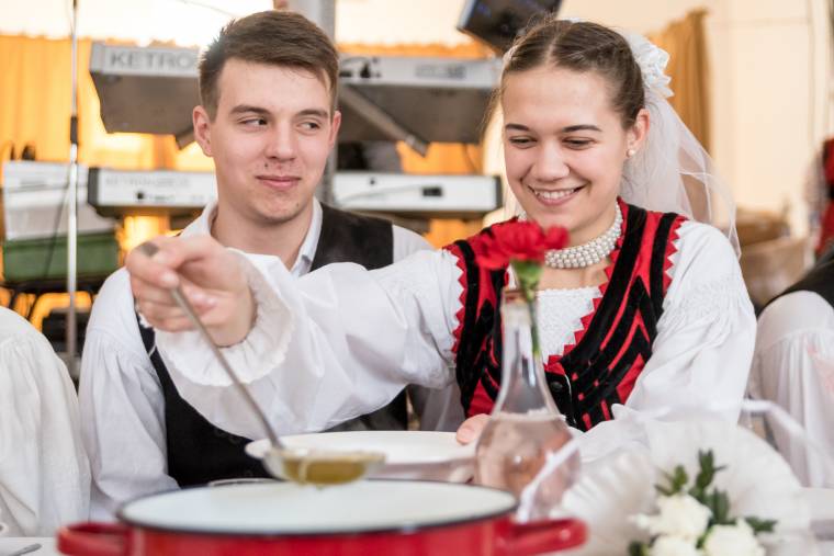 Boldog vagy és székely?