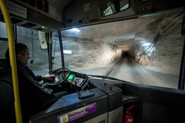 Megenyhültek a vájárok, sót már szállítanak a parajdi sóbányából