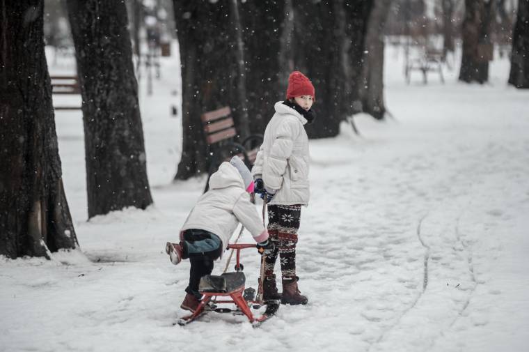 Felerősödik a szél, eső, havas eső és havazás lesz